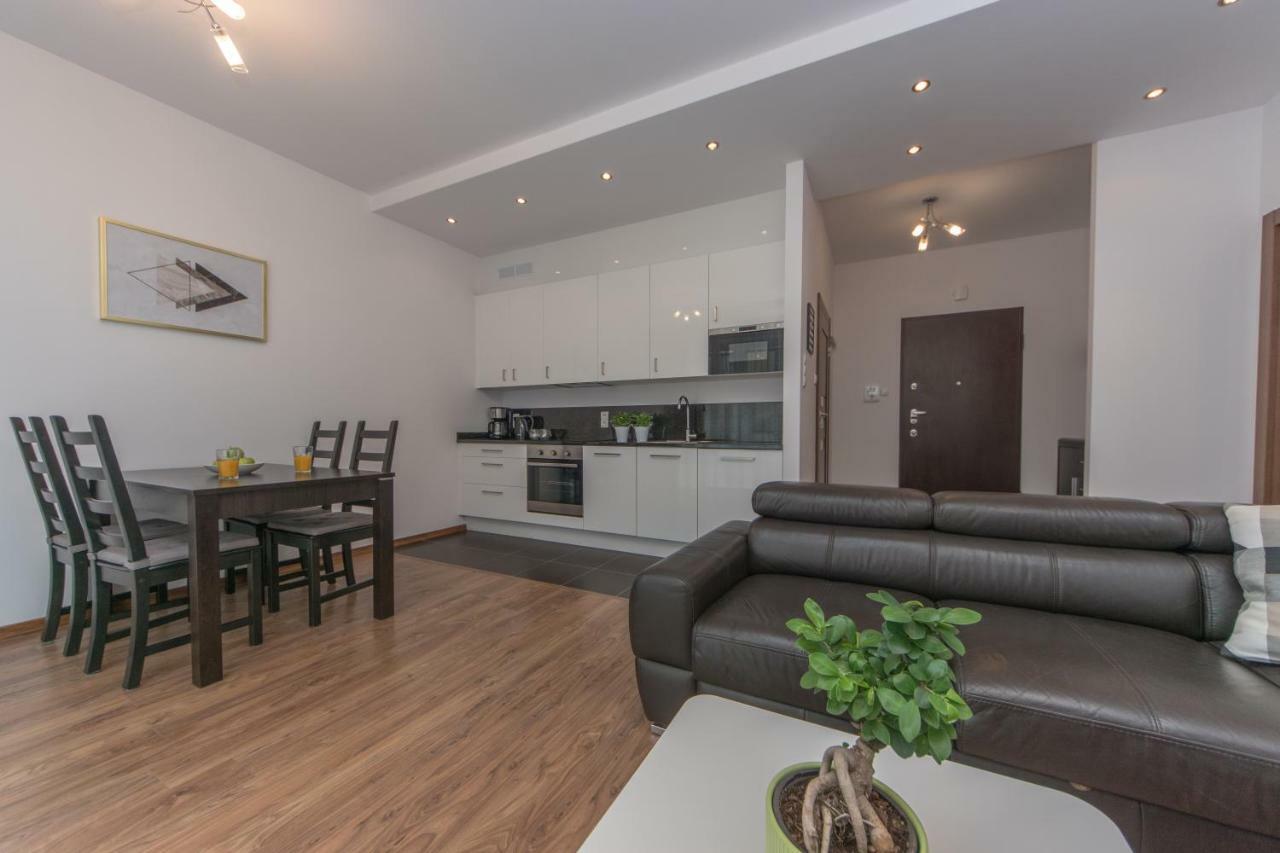 Apartamenty Szeroka - Old Town Holidays Home Gdansk Bagian luar foto